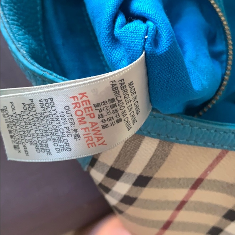 Burberry 100%Authentic bag - Picture 9 of 13